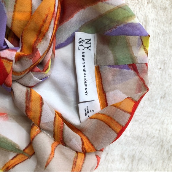 NWOT NEW YORK & COMPANY Printed MidI Dress - Picture 5 of 7